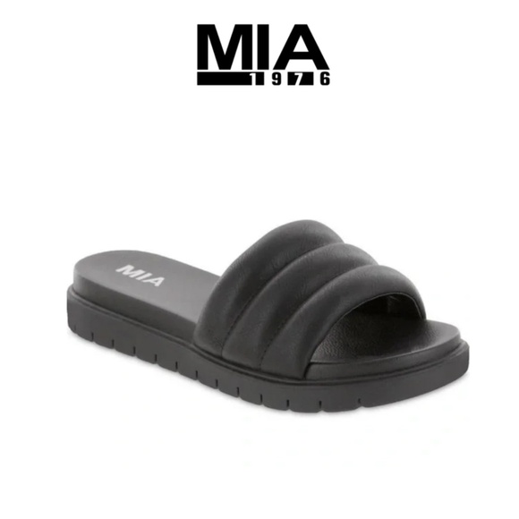 MIA Shoes - Mia Cimone Quilted Slide